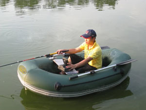 钦州充气皮划艇钓鱼